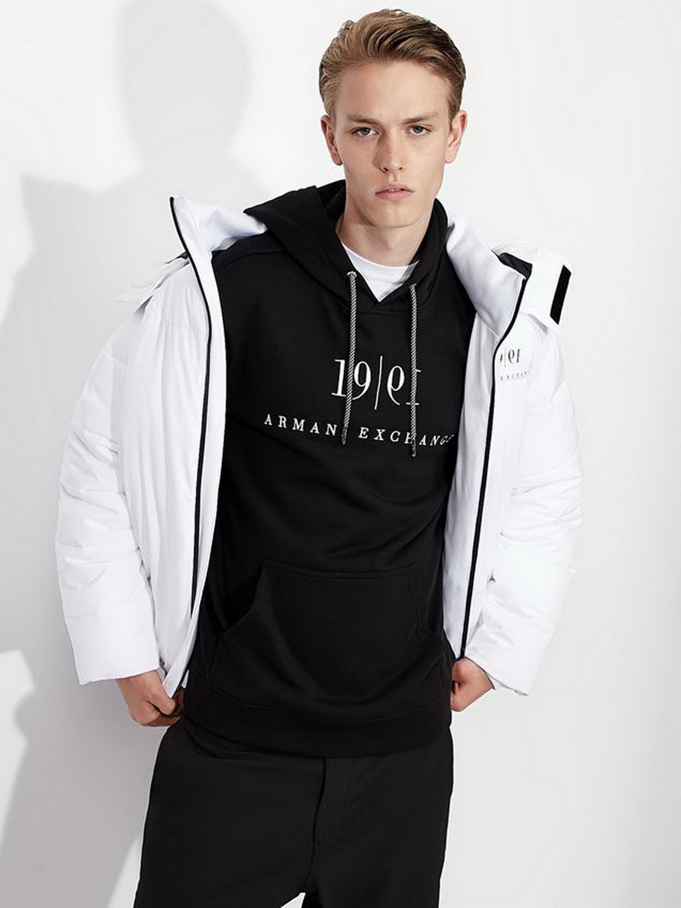 Зимняя куртка Armani Exchange модель 6KZB12-ZNICZ-1100 Зимняя куртка Armani Exchange модель 6KZB12-ZNICZ-1100 Фото