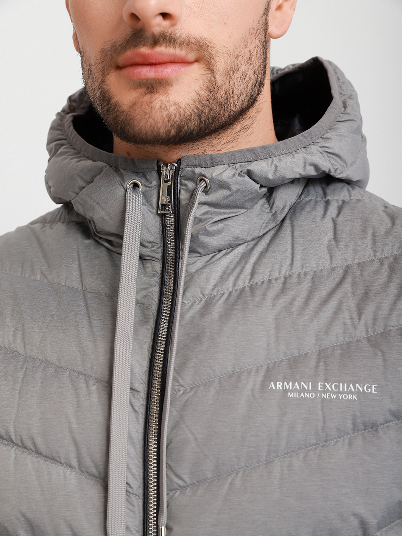 Пуховик Armani Exchange модель 8NZB53-ZNW3Z-0902 Фото