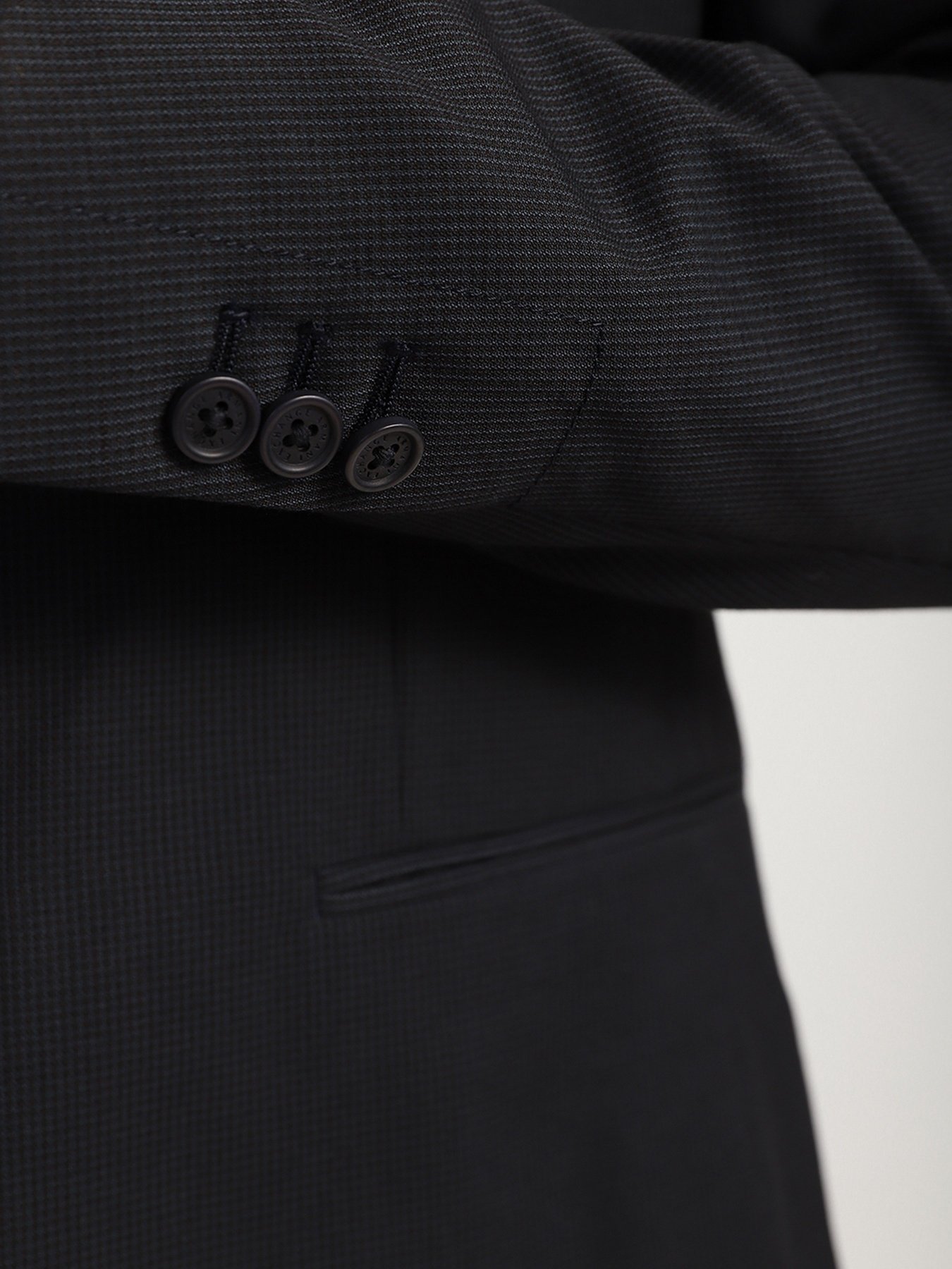 Піджак Armani Exchange модель 6KZG44-ZNI7Z-4520 Піджак Armani Exchange модель 6KZG44-ZNI7Z-4520 Фото