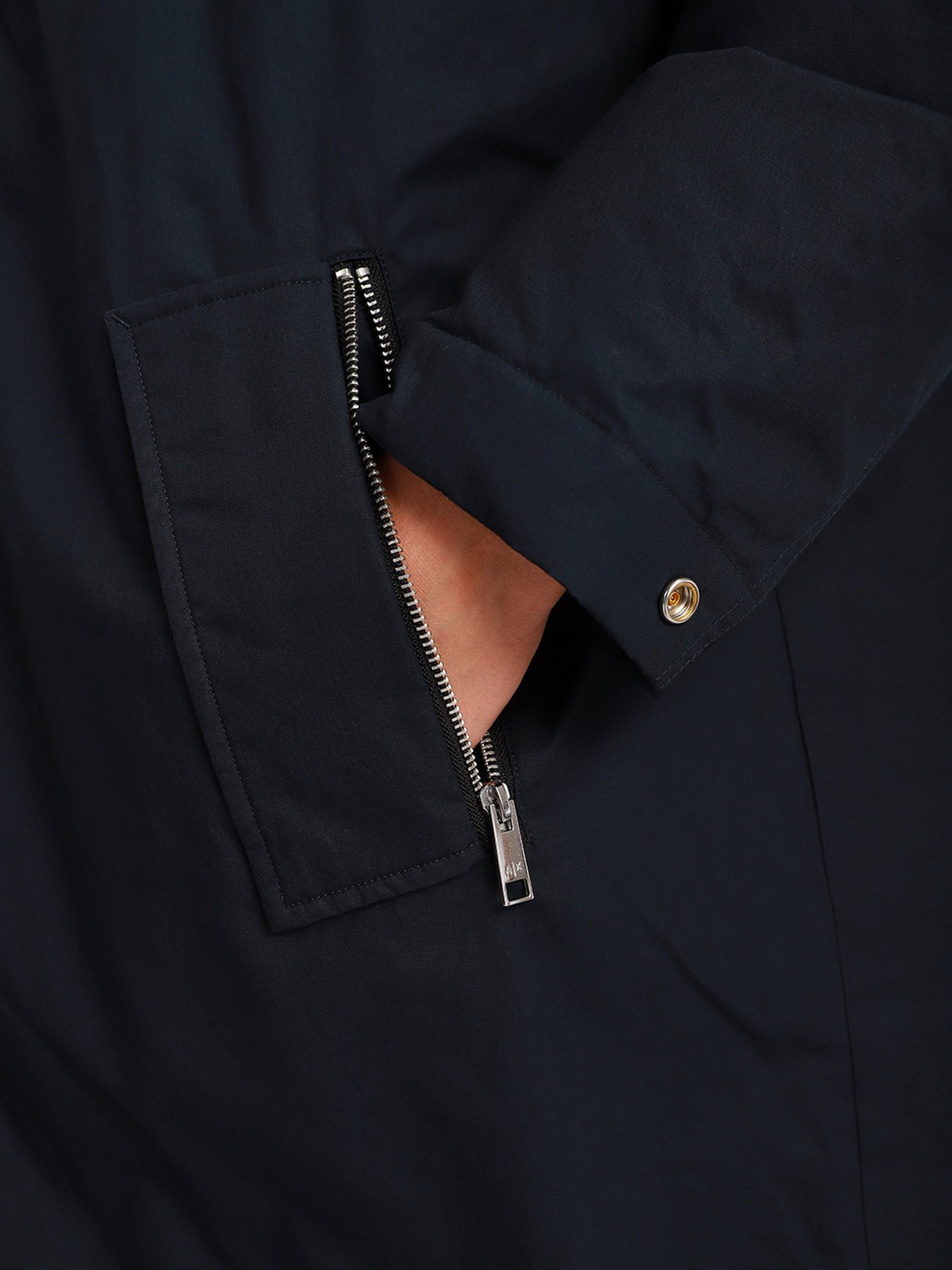 Пуховик Armani Exchange модель 6KZL11-ZNILZ-1510 Пуховик Armani Exchange модель 6KZL11-ZNILZ-1510 Фото