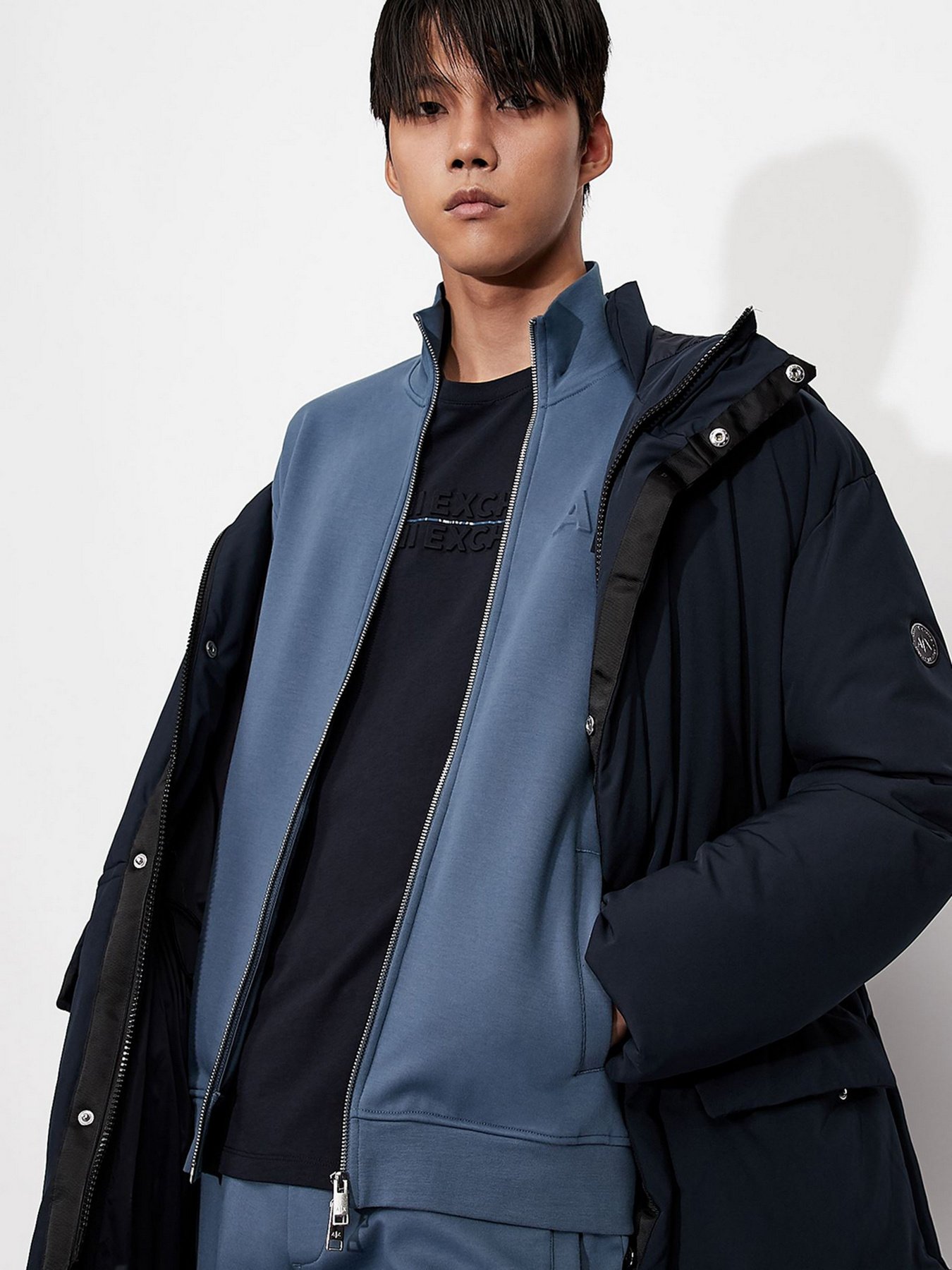 Футболка Armani Exchange модель 6KZTFM-ZJH4Z-1510 Фото