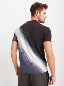 Футболки и поло Armani Exchange модель 6KZTLB-ZJ3SZ-05DZ Футболки и поло Armani Exchange модель 6KZTLB-ZJ3SZ-05DZ Фото