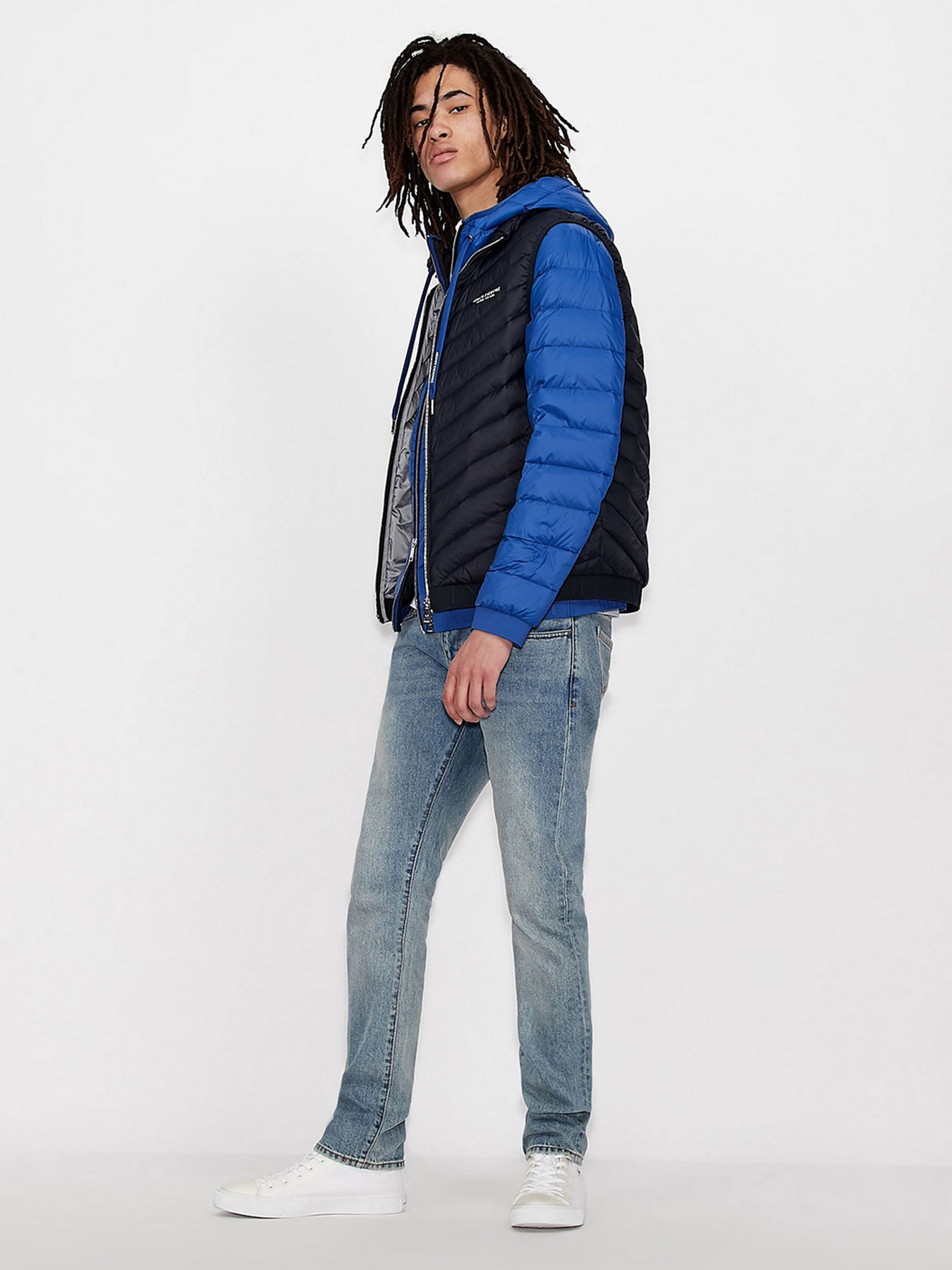 Пуховик Armani Exchange модель 8NZB53-ZNW3Z-85AE Фото