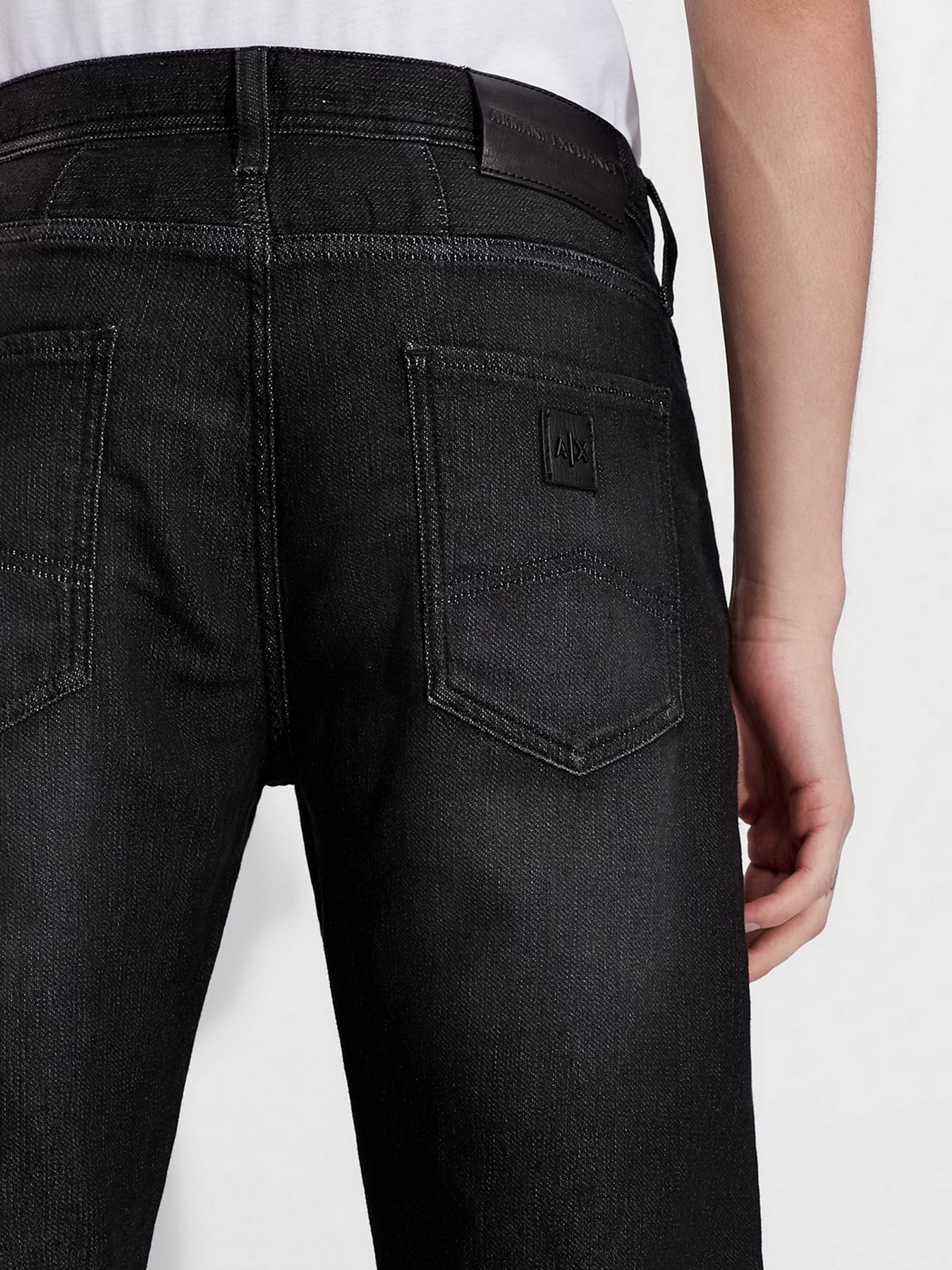 Зауженные джинсы Armani Exchange Slim модель 6KZJ13-Z5P6Z-0204 Фото