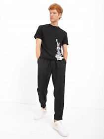 Джогери Armani Exchange модель 8NZPP1-ZNPMZ-2240 Джогери Armani Exchange модель 8NZPP1-ZNPMZ-2240 Фото