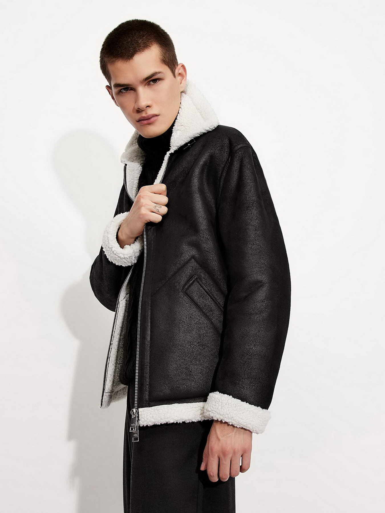 Дублянка Armani Exchange модель 6KZB01-ZNVZZ-2232 Фото