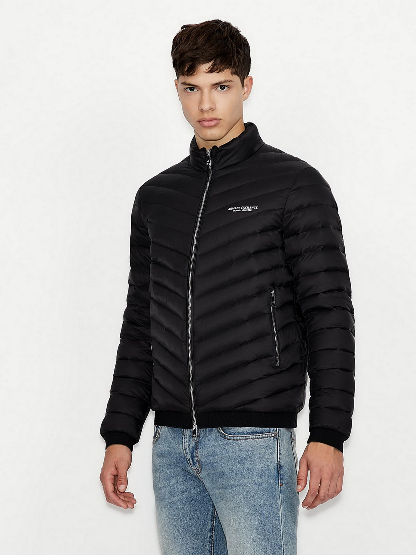 Пуховик Armani Exchange модель 8NZB52-ZNW3Z-0217 Фото