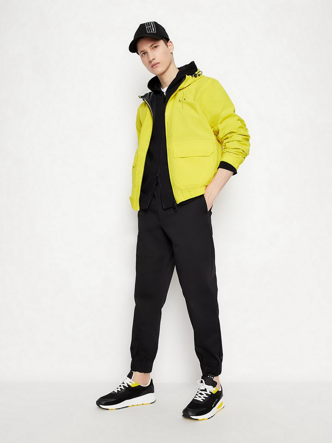 Демісезонна куртка Armani Exchange модель 3LZB16-ZNB7Z-2610 Фото