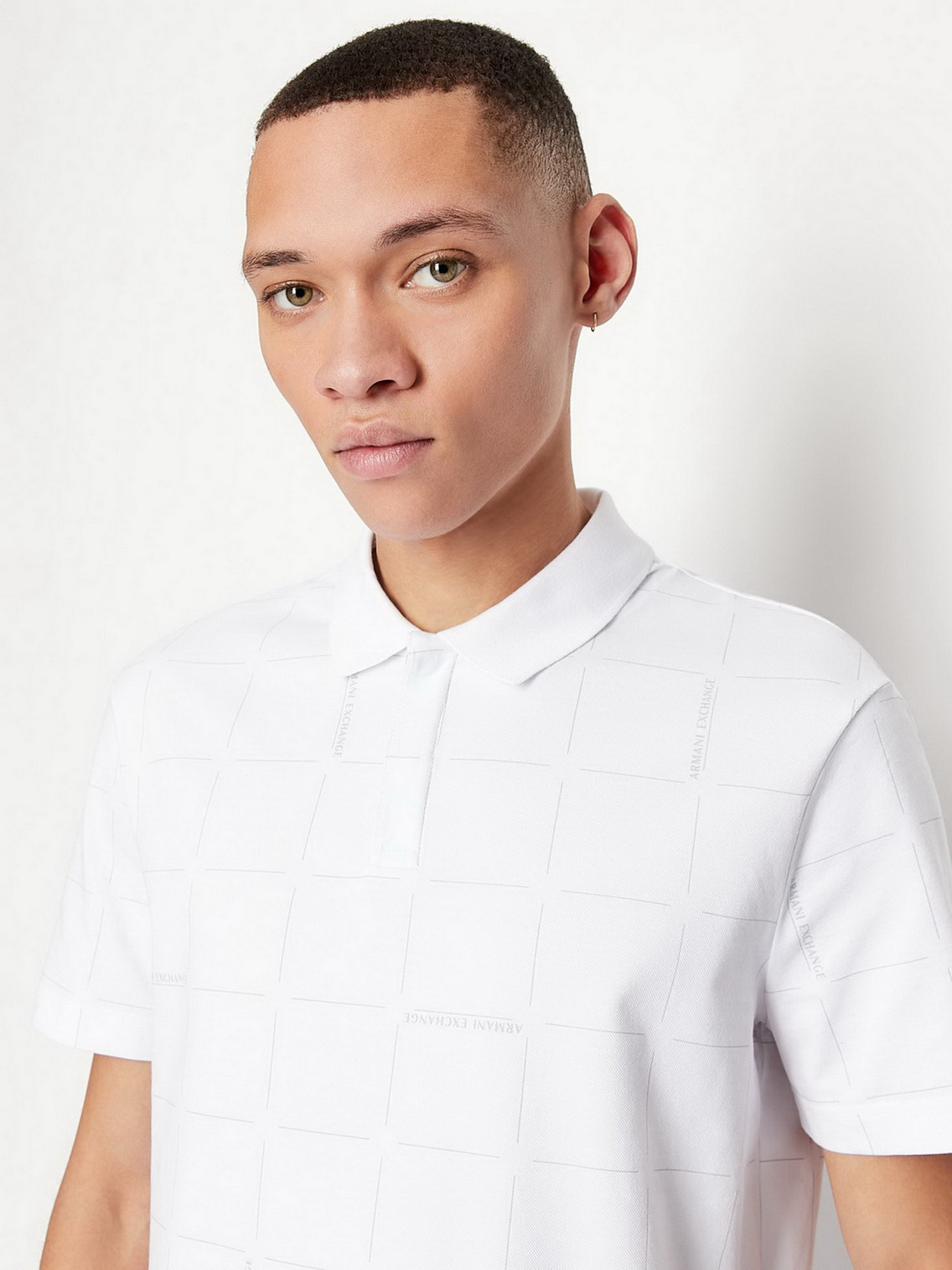 Футболки і поло Armani Exchange модель 3LZFAE-ZJ5XZ-01DD Фото