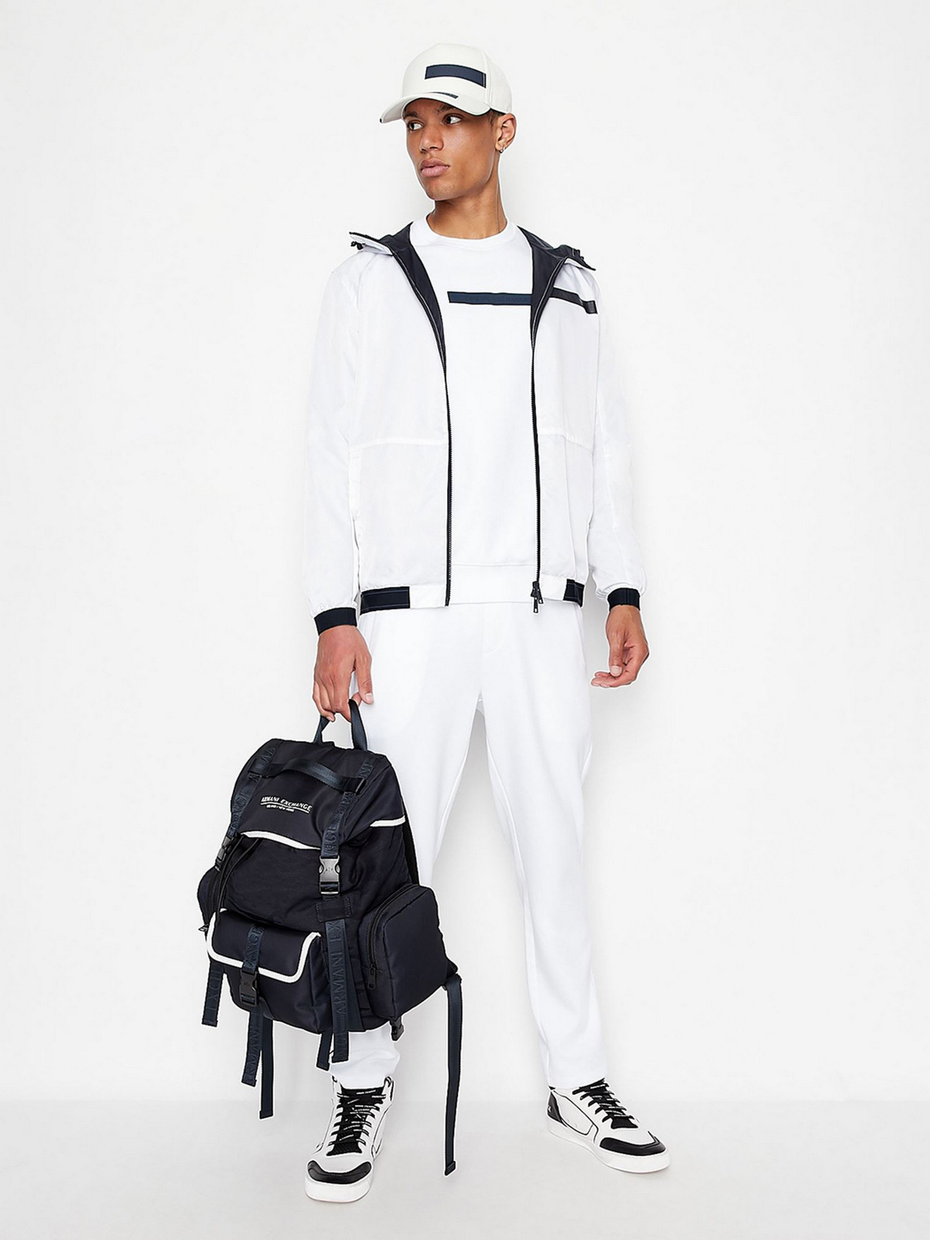 Світшот Armani Exchange модель 3LZMAL-ZJ8QZ-1100 Фото