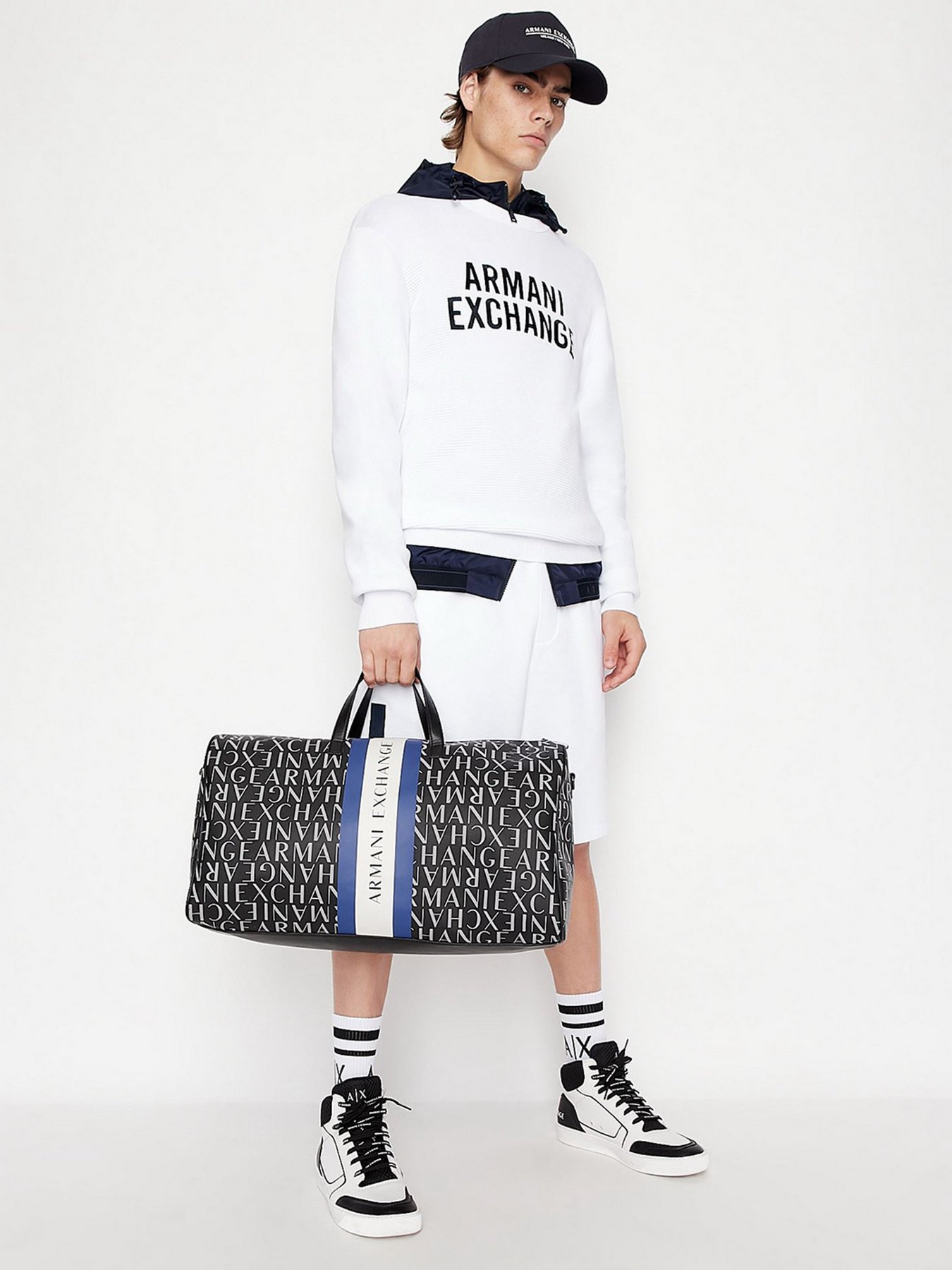 Демісезонна куртка Armani Exchange модель 3LZB11-ZNJ7Z-15BA Фото