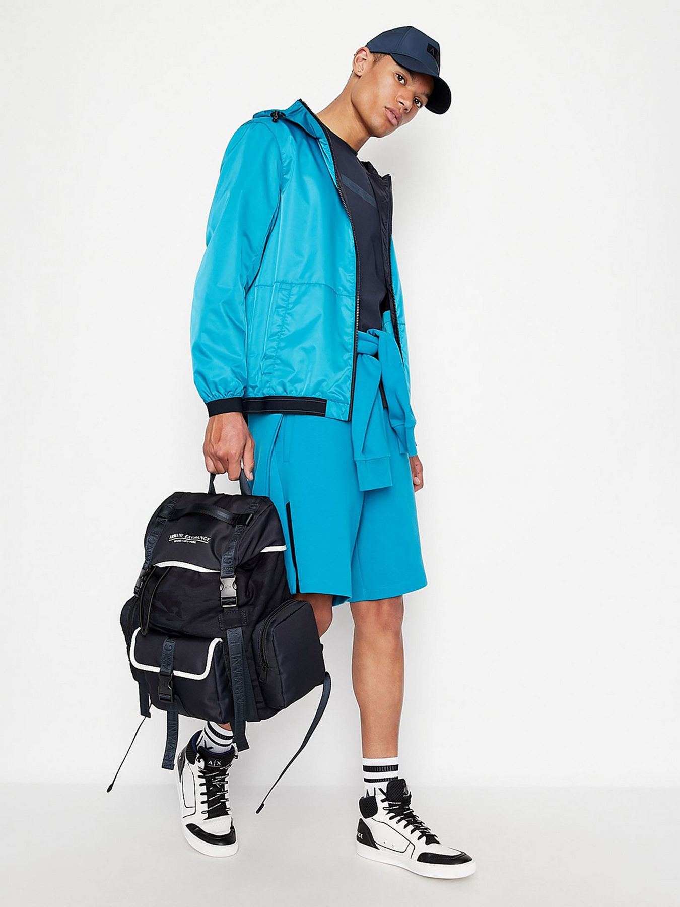 Демісезонна куртка Armani Exchange модель 3LZB11-ZNJ7Z-15BB Фото