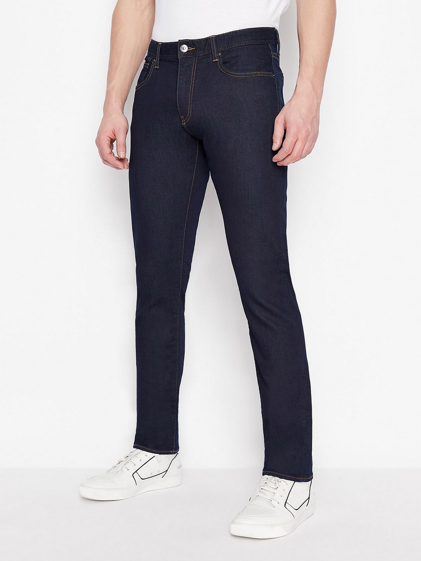 Завужені джинси Armani Exchange модель 3LZJ13-Z1GTZ-05FK Фото