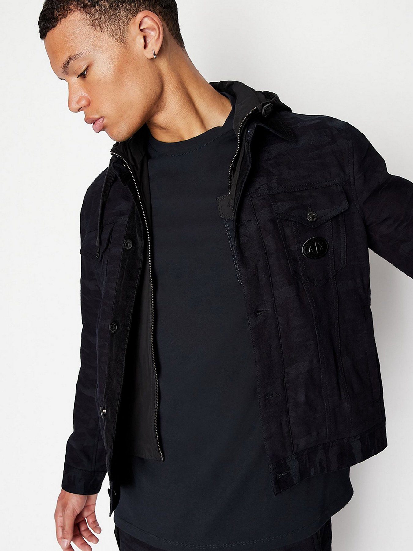 Футболка Armani Exchange модель 3LZMGC-ZJ8YZ-1583 Фото