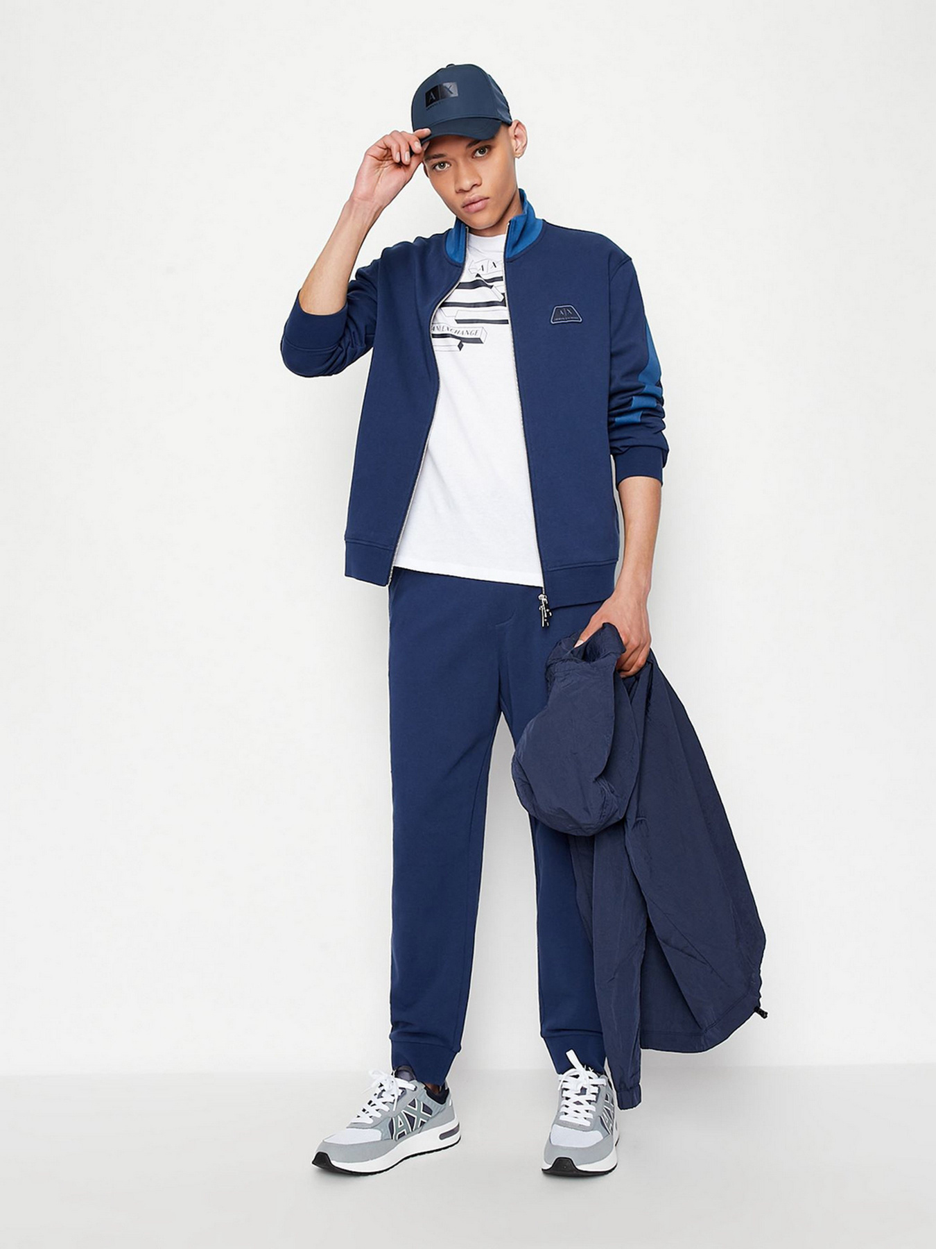 Штаны спортивные Armani Exchange модель 3LZPJA-ZJY9Z-25BF Фото