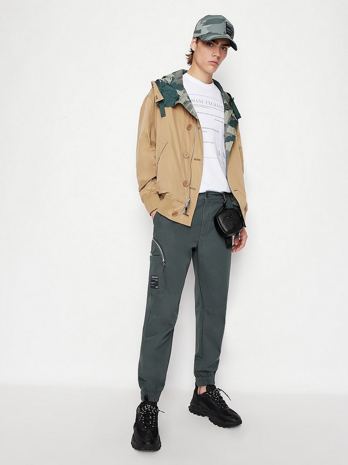 Футболка Armani Exchange модель 3LZTHD-ZJH4Z-1100 Фото