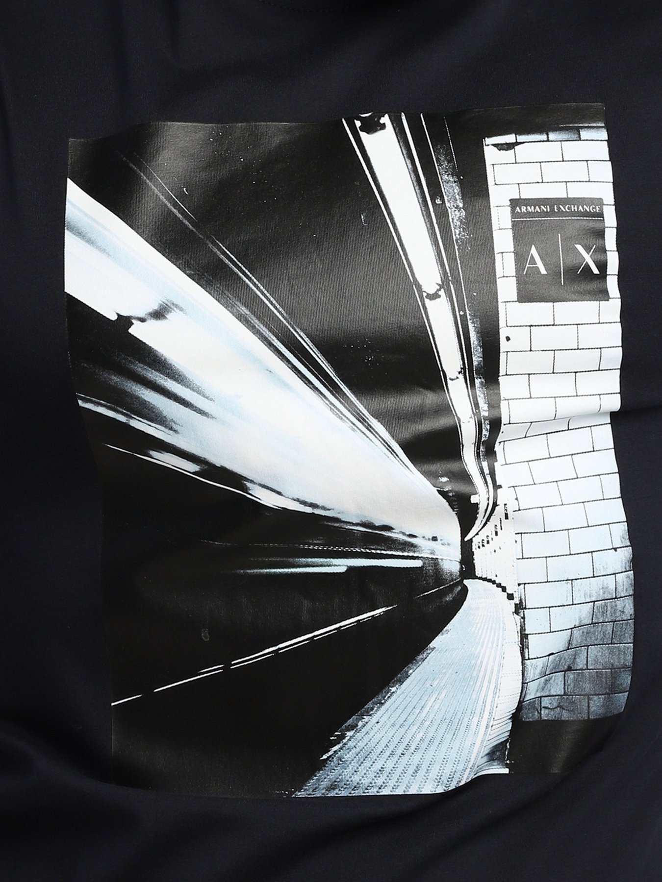 Футболка Armani Exchange модель 3LZTJD-ZJBVZ-1510 Фото