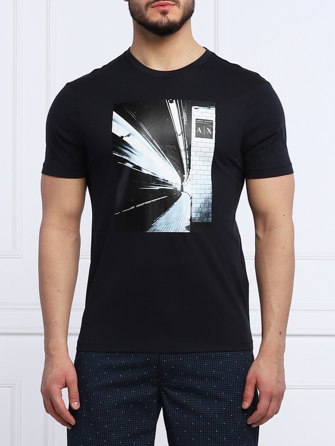 Футболка Armani Exchange модель 3LZTJD-ZJBVZ-1510 Фото