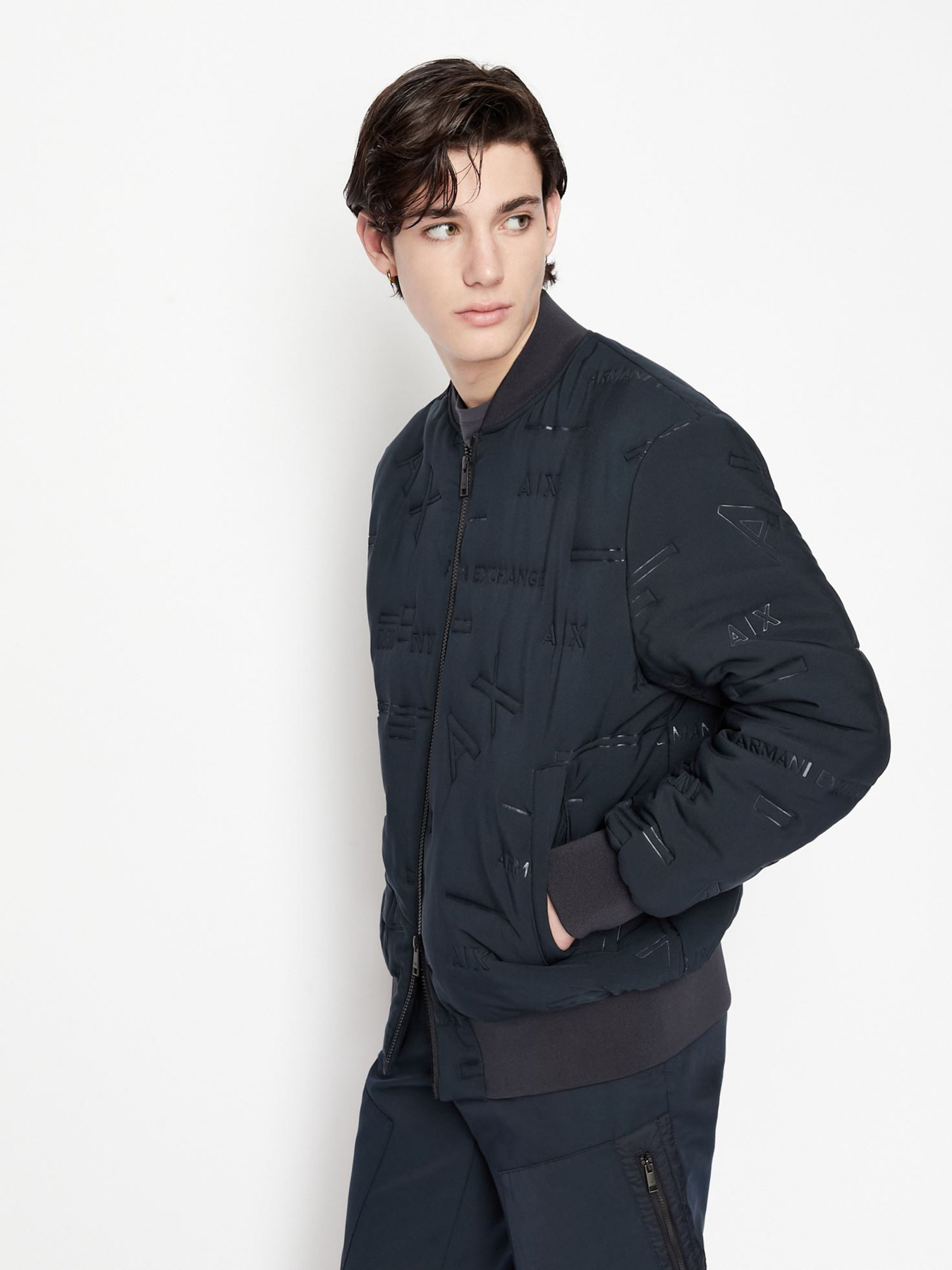 Бомбер Armani Exchange модель 6LZB04-ZNUDZ-25CQ Фото