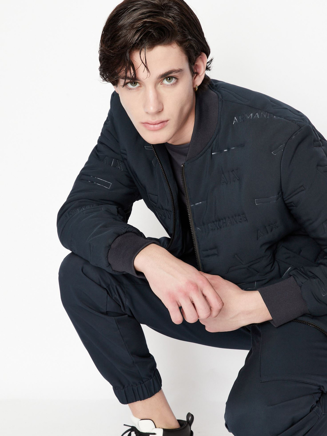 Бомбер Armani Exchange модель 6LZB04-ZNUDZ-25CQ Фото