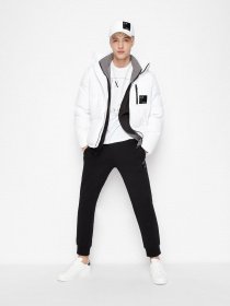 Пуховик Armani Exchange You.me.us. модель 6LZB12-ZNICZ-1100 Фото