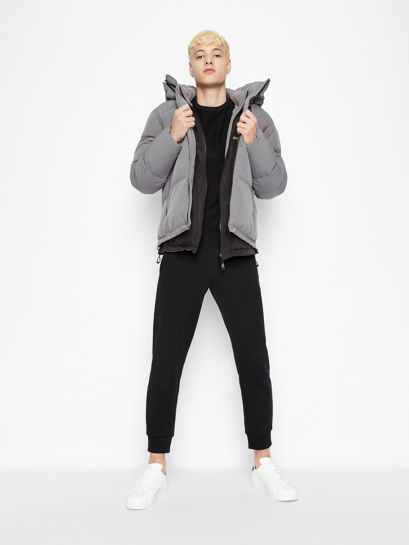 Пуховик Armani Exchange You.me.us. модель 6LZB12-ZNICZ-1925 Фото