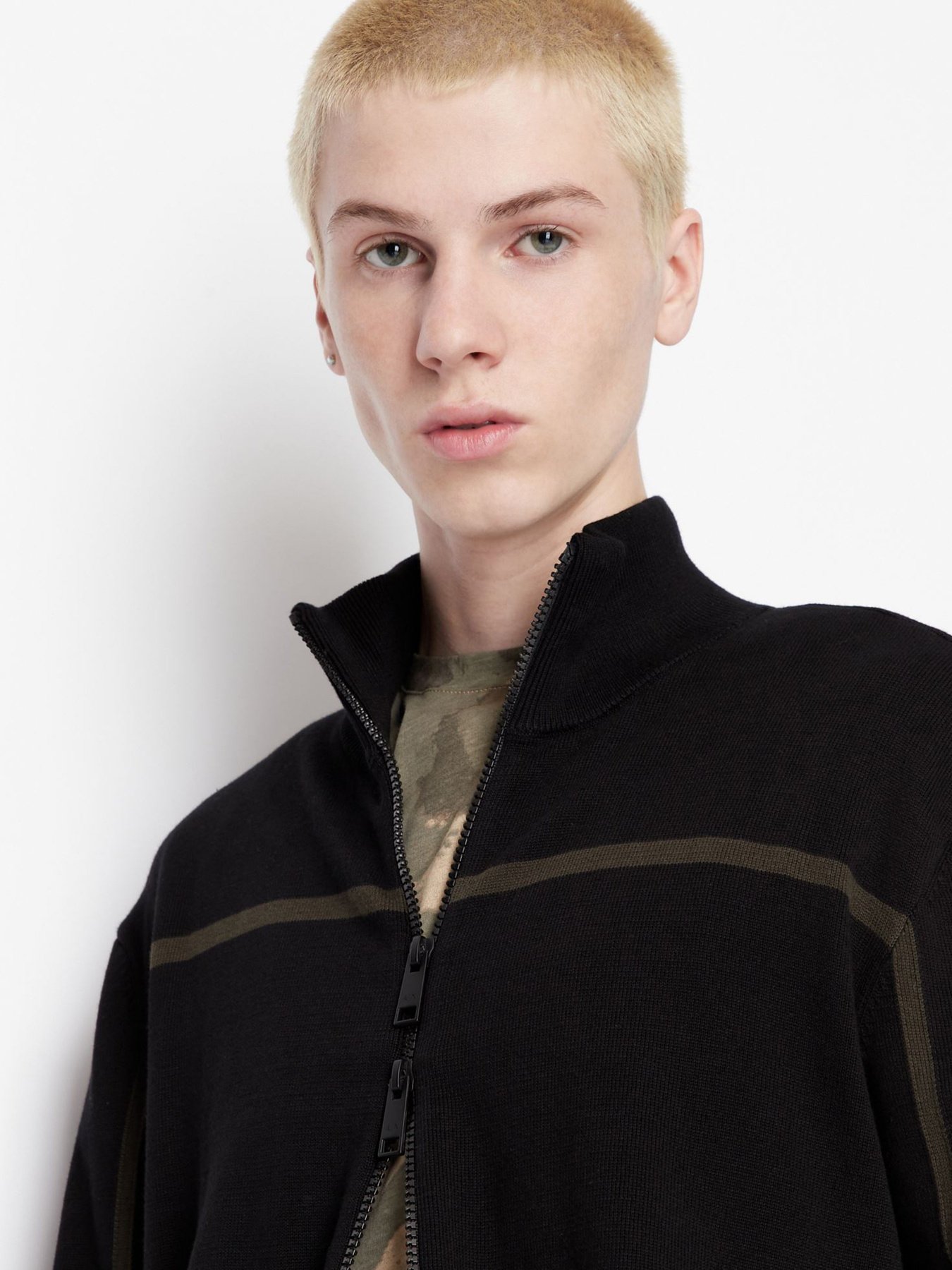 Кардиган Armani Exchange модель 6LZE2B-ZMX8Z-1200 Фото