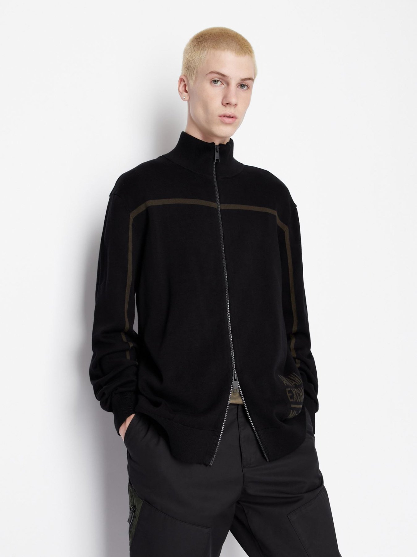 Кардиган Armani Exchange модель 6LZE2B-ZMX8Z-1200 Кардиган Armani Exchange модель 6LZE2B-ZMX8Z-1200 Фото