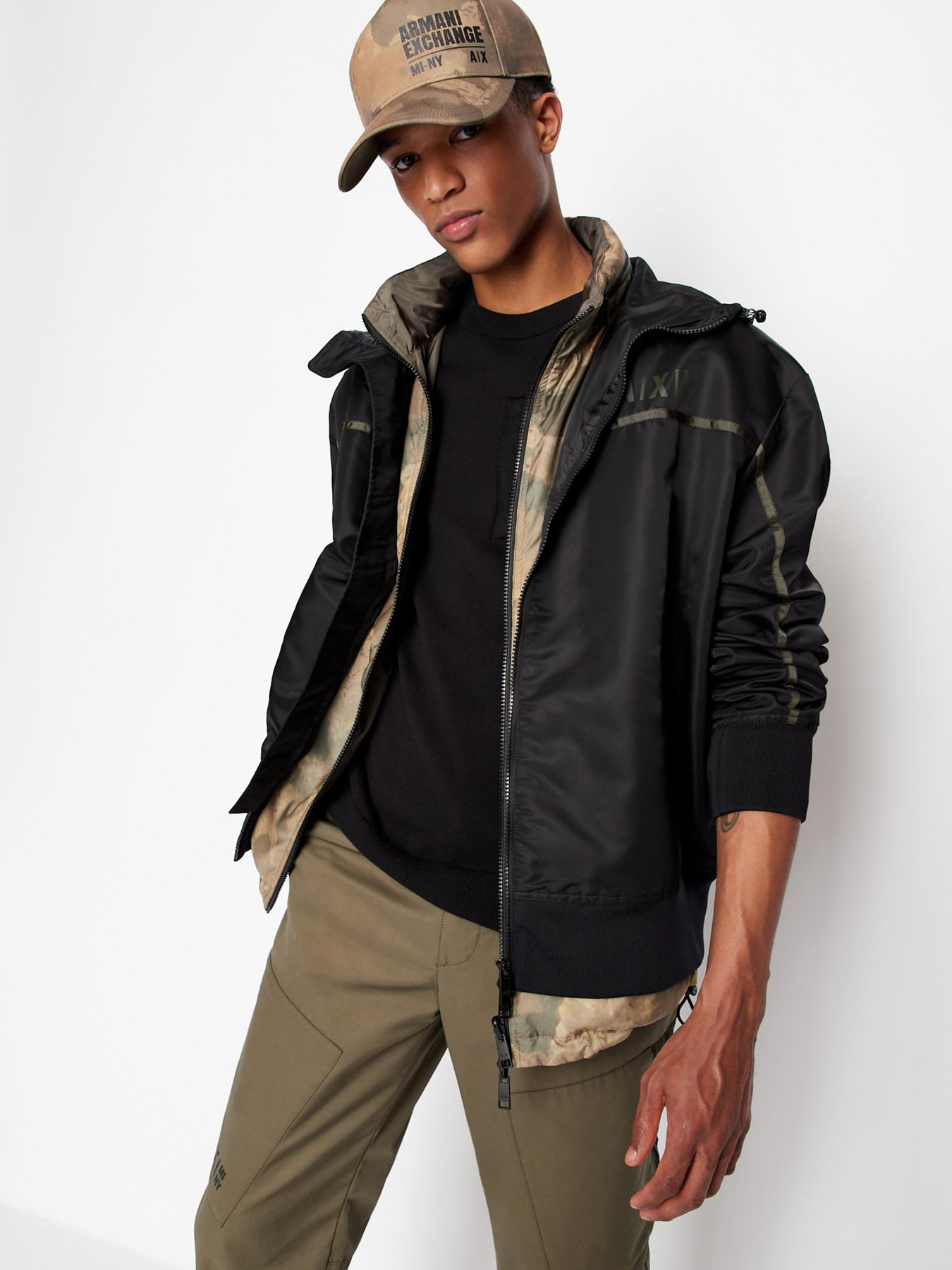 Джемпер Armani Exchange модель 6LZM1A-ZMU7Z-1200 Фото