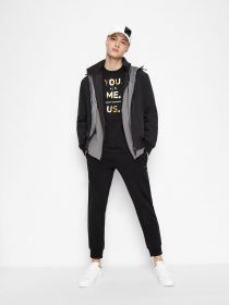 Футболка Armani Exchange YOU.ME.US. модель 6LZTAX-ZJFCZ-1200 Фото