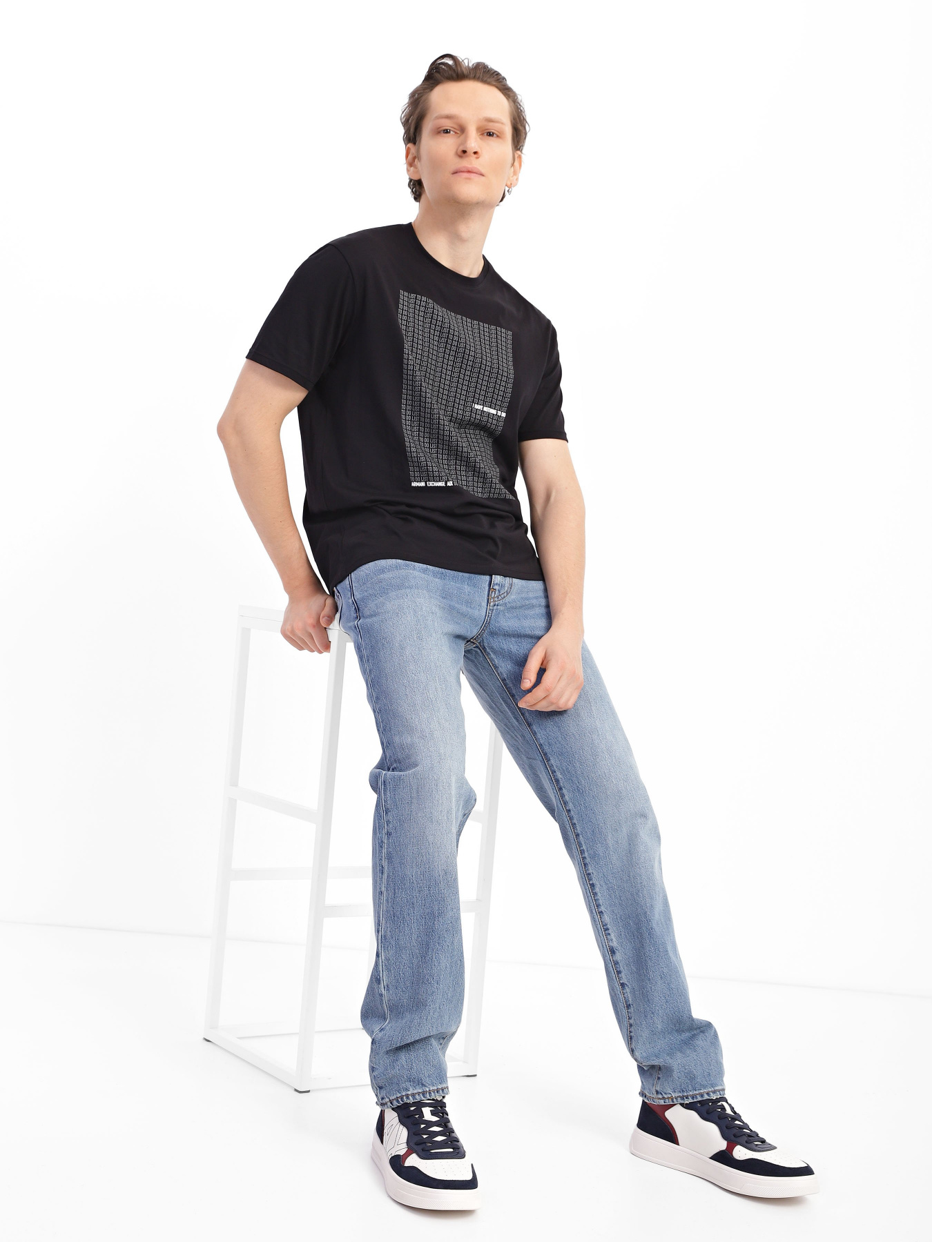 Футболка Armani Exchange модель 6LZTBR-ZJA5Z-1200 Фото