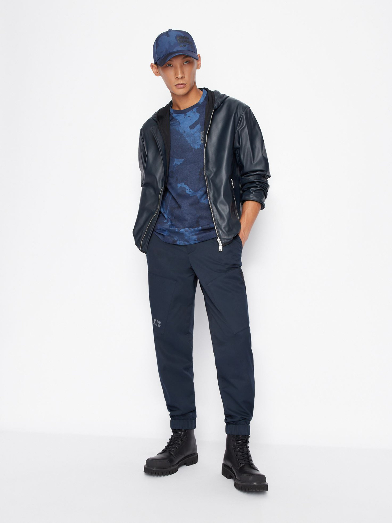 Футболка Armani Exchange модель 6LZTFH-ZJ8EZ-25DH Фото