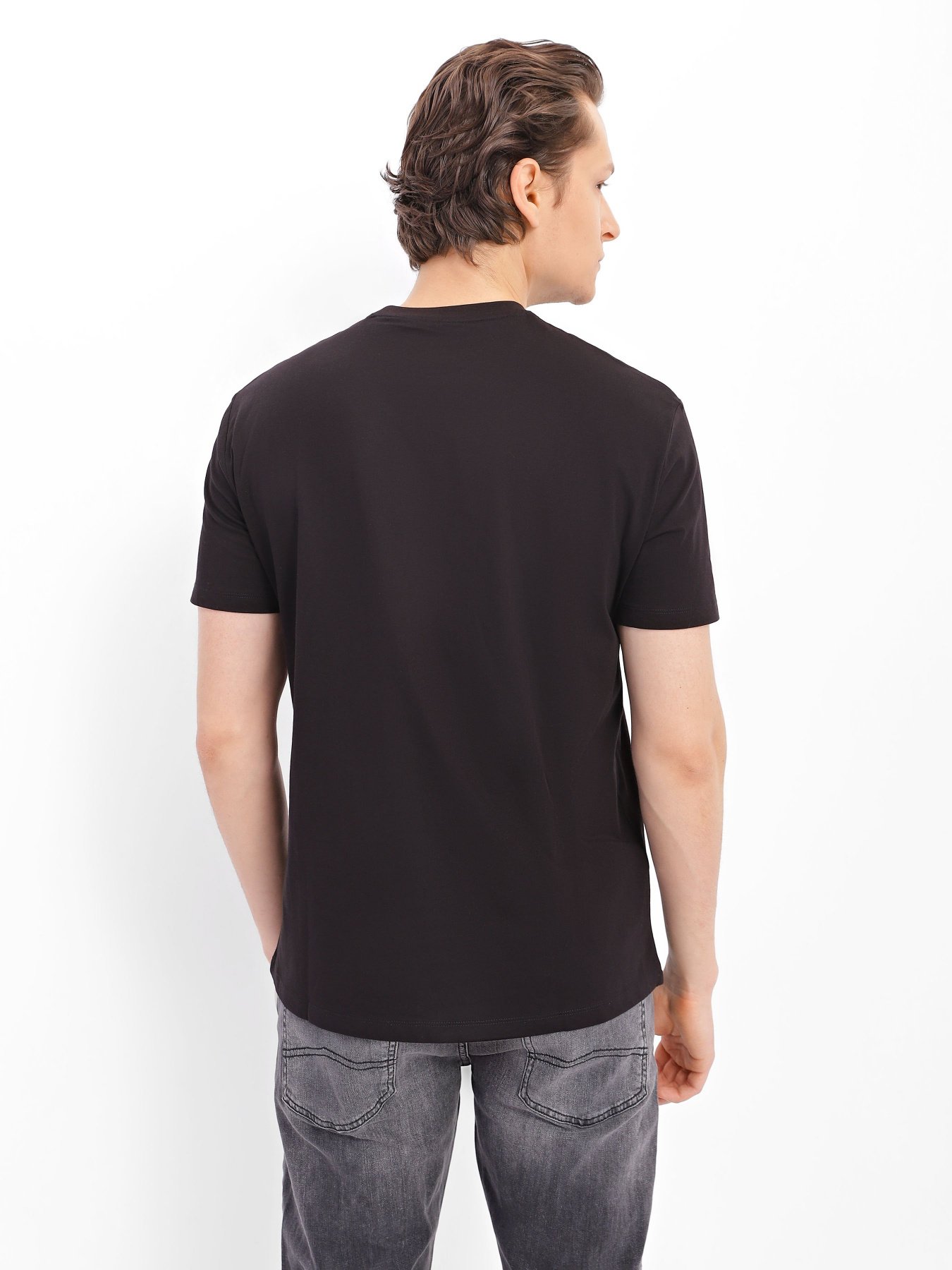 Футболка Armani Exchange модель 6LZTHJ-ZJBVZ-1200 Фото