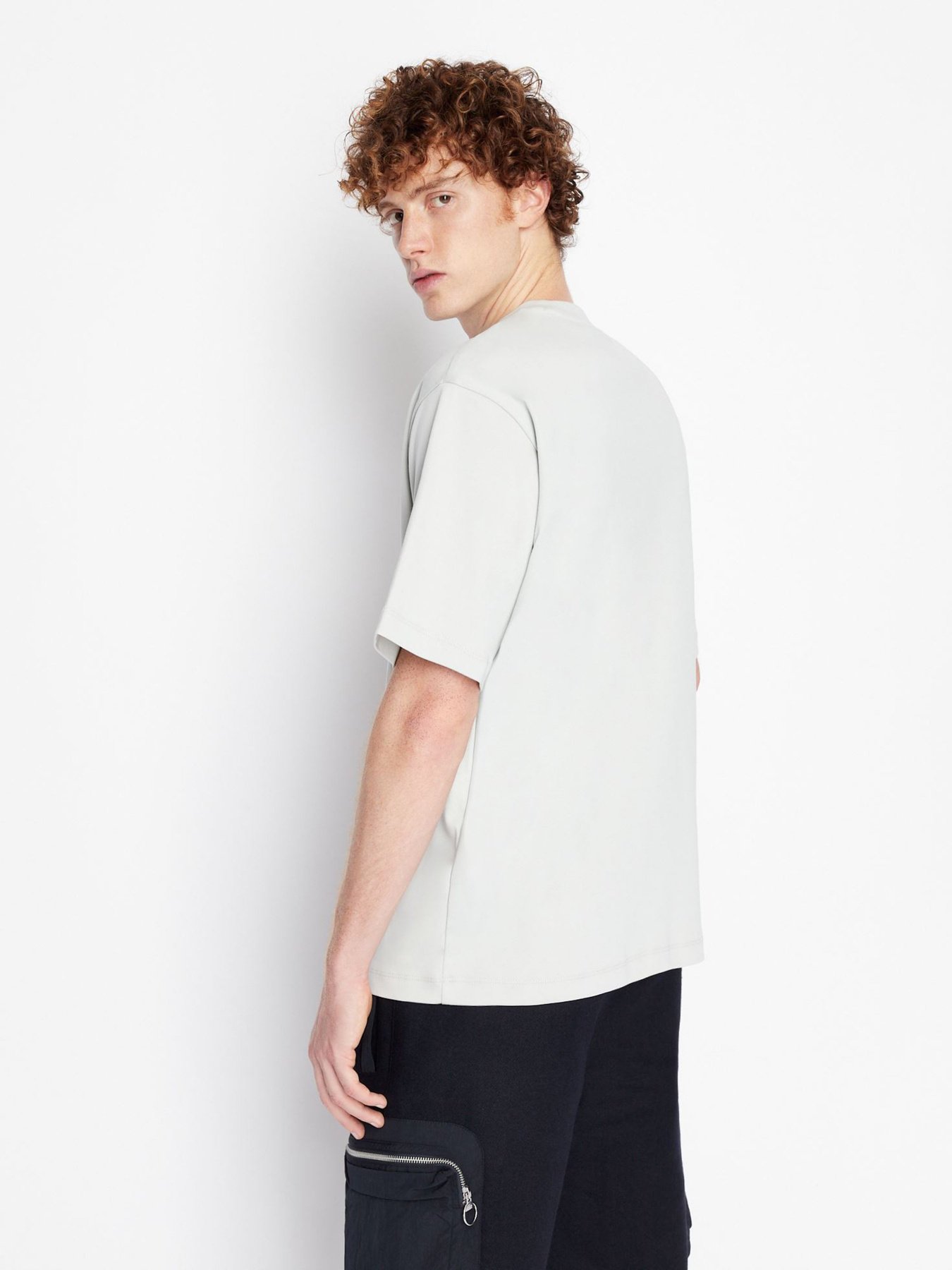 Футболка Armani Exchange модель 6LZTHZ-ZJXEZ-1927 Фото