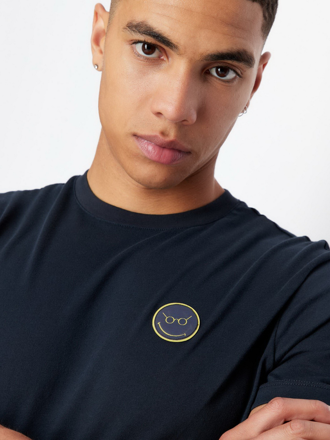 Футболка Armani Exchange Smile модель 6LZTJJ-ZJ8EZ-1510 Фото