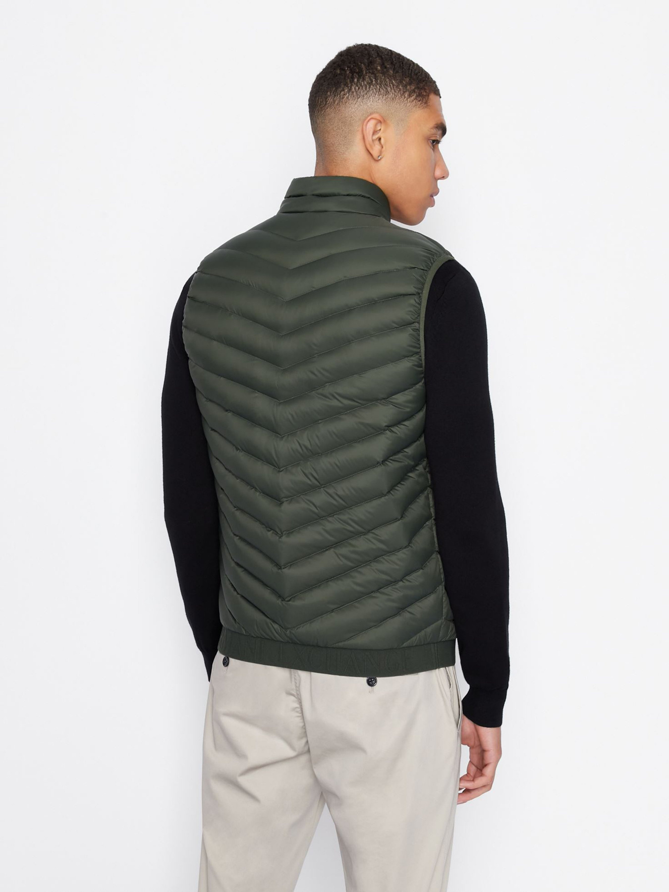 Утеплений жилет Armani Exchange модель 8NZQ52-ZNW3Z-4883 Утеплений жилет Armani Exchange модель 8NZQ52-ZNW3Z-4883 Фото