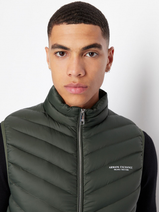 Утепленный жилет Armani Exchange модель 8NZQ52-ZNW3Z-4883 Фото