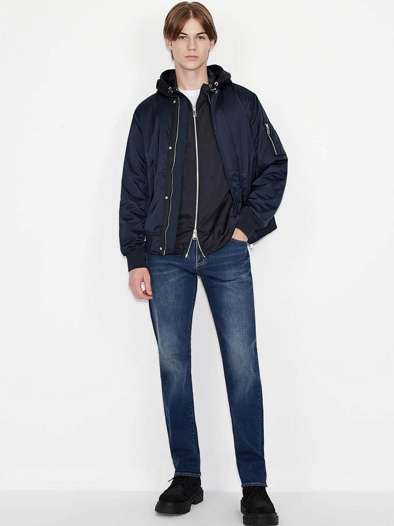 Прямі джинси Armani Exchange J16 модель 8NZJ16-Z3SAZ-1500 Прямі джинси Armani Exchange J16 модель 8NZJ16-Z3SAZ-1500 Фото