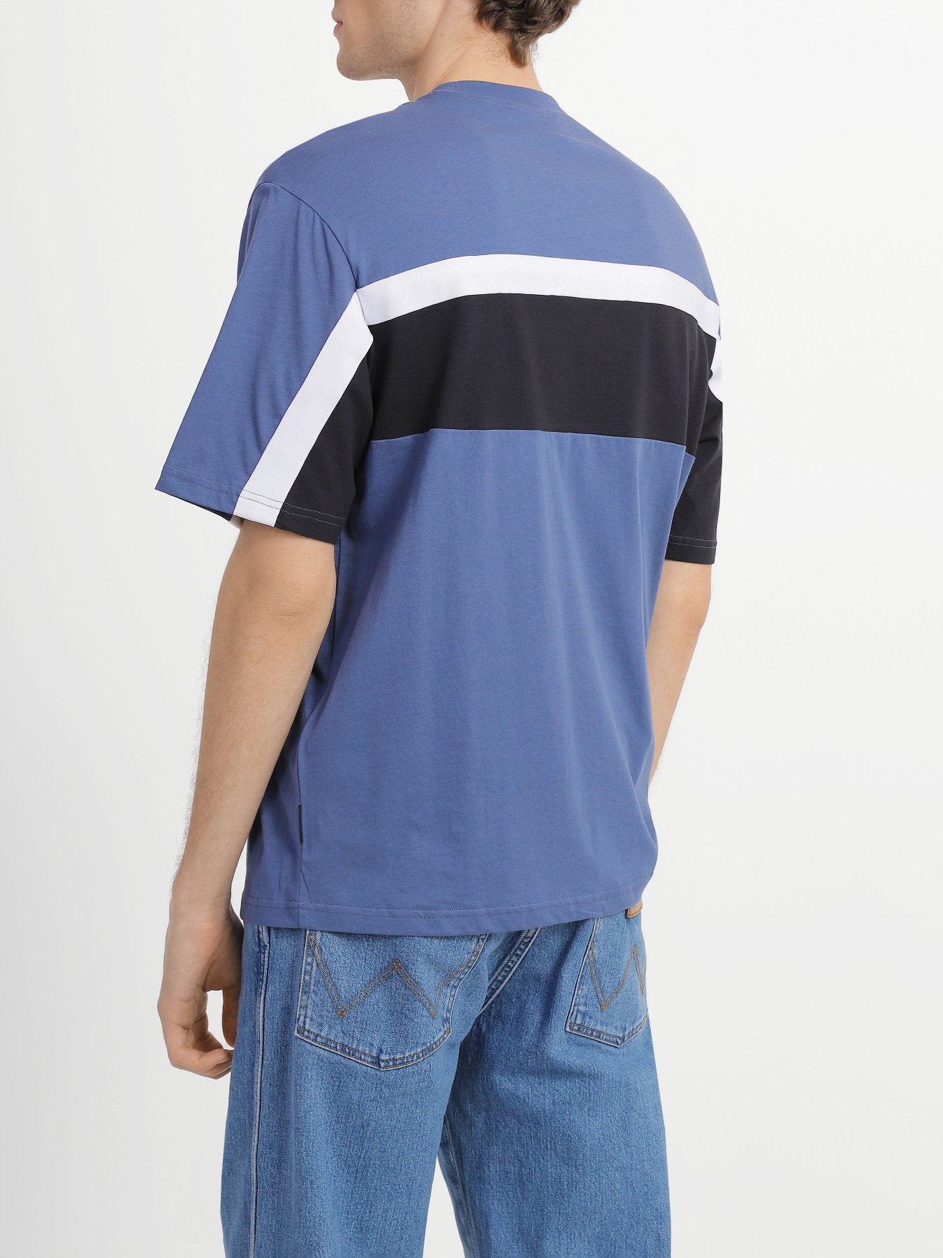 Футболка Armani Exchange модель 3RZMFD-ZJGEZ-85CF Фото