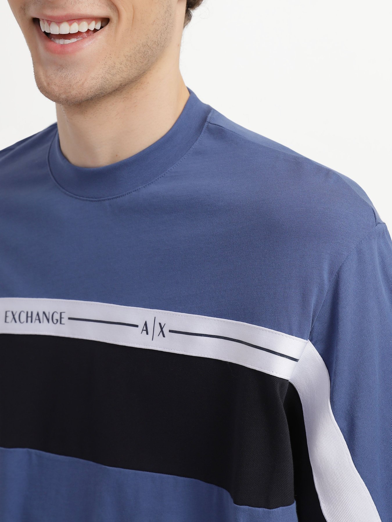 Футболка Armani Exchange модель 3RZMFD-ZJGEZ-85CF Фото