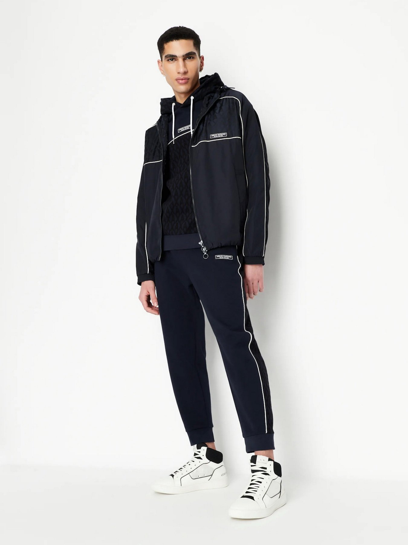 Штаны спортивные Armani Exchange модель 3RZPLA-ZJGFZ-85CN Фото