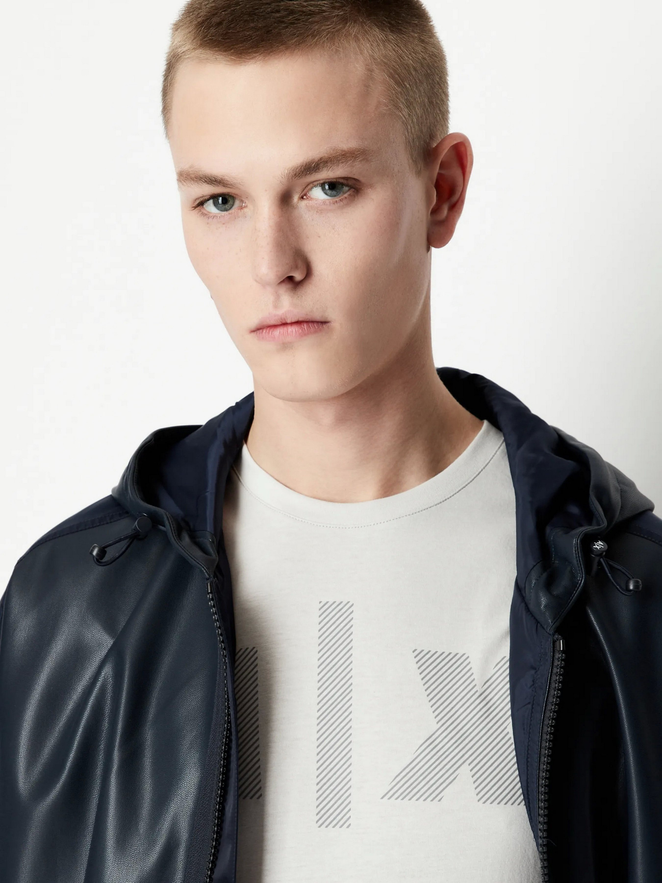 Футболка Armani Exchange модель 3RZTFF-ZJH4Z-1942 Фото