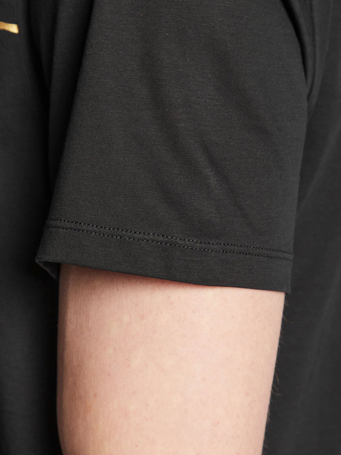 Футболка Armani Exchange модель 3RZTRB-ZJ9AZ-1200 Фото