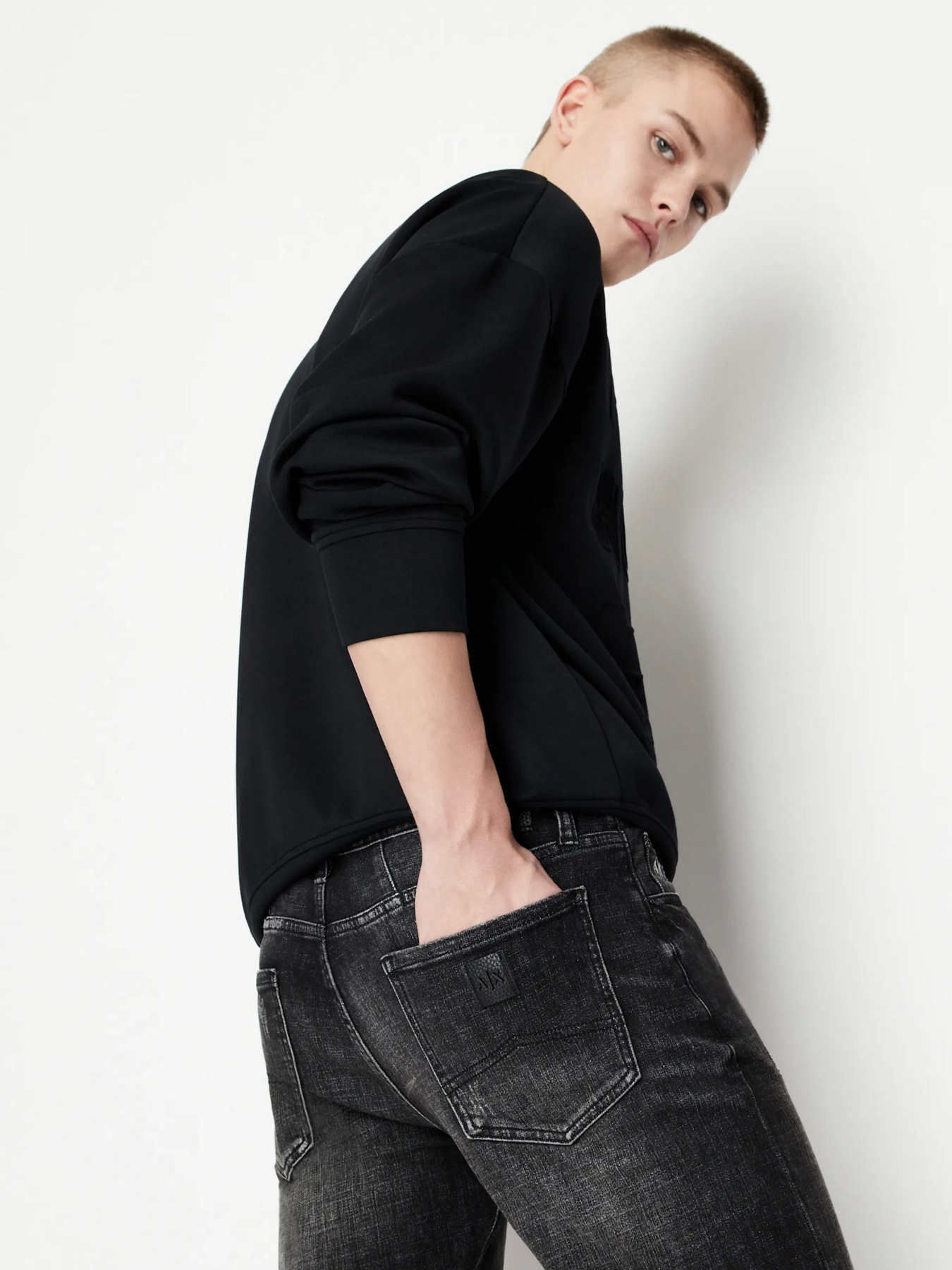 Прямые джинсы Armani Exchange J13 модель 3RZJ13-Z1UJZ-0204 Фото