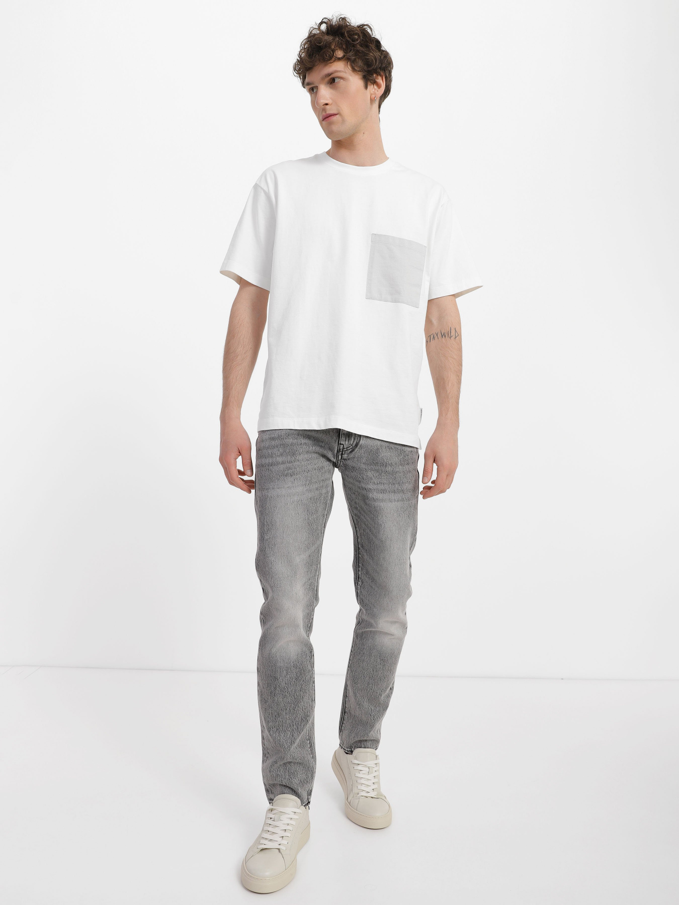 Прямі джинси Armani Exchange J13 модель 3RZJ13-Z1X4Z-0903 Фото