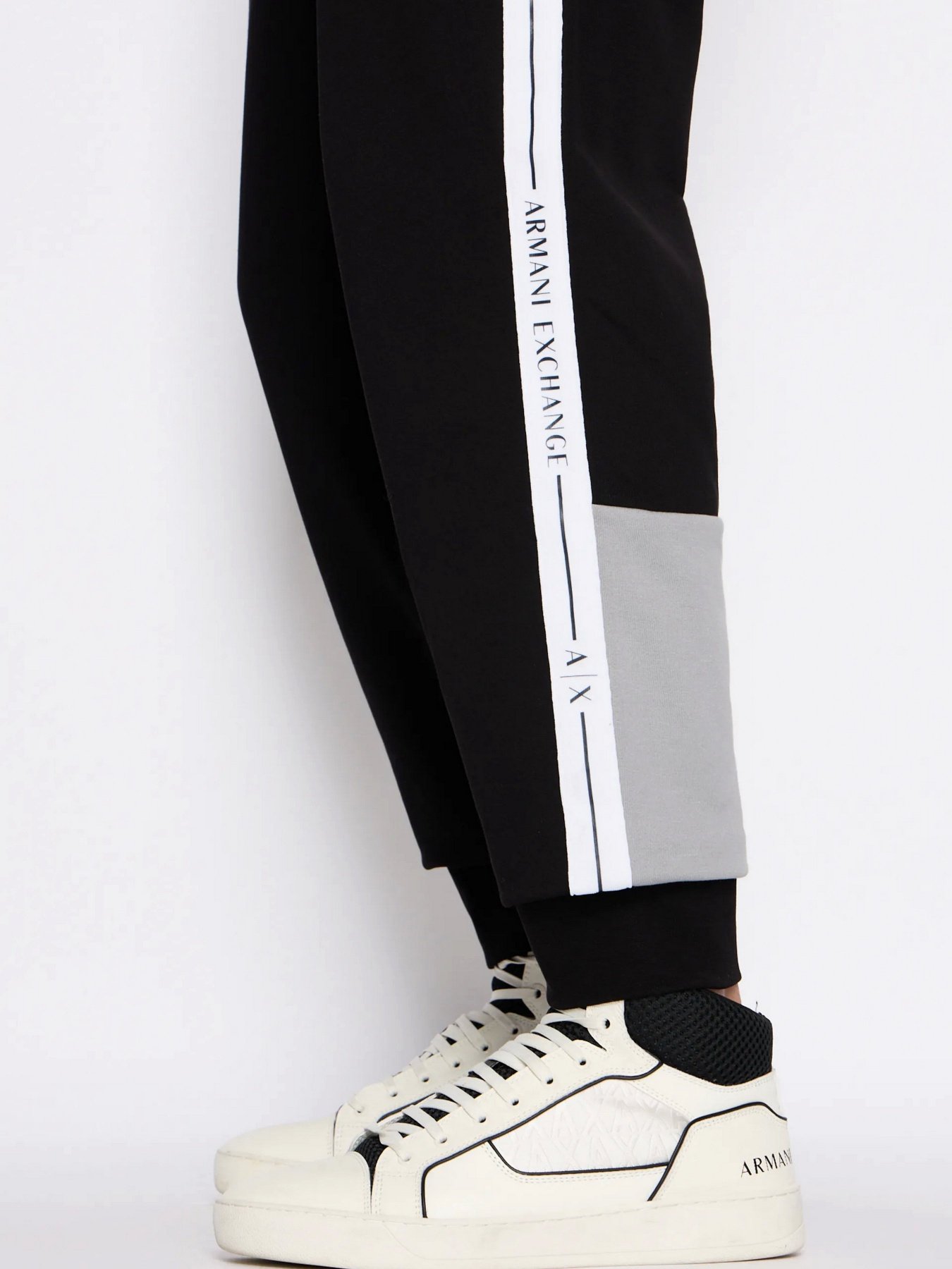 Штаны спортивные Armani Exchange модель 3RZPFB-ZJDEZ-52AF Фото