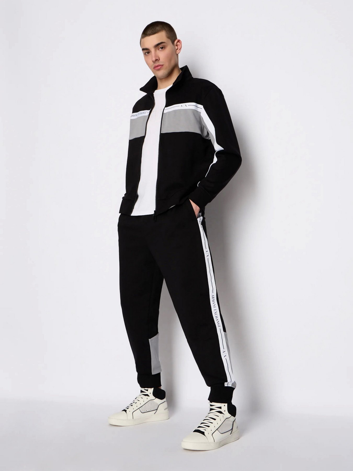 Штаны спортивные Armani Exchange модель 3RZPFB-ZJDEZ-52AF Фото