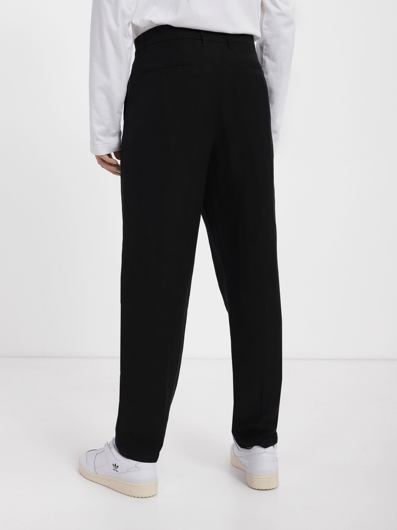 Чіноси Armani Exchange модель 8NZP15-ZNFNZ-1200 Чіноси Armani Exchange модель 8NZP15-ZNFNZ-1200 Фото