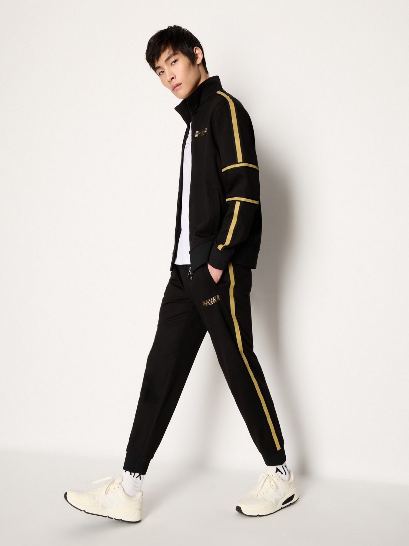 Футболка Armani Exchange модель 3RZTRA-ZJ9AZ-1100 Фото