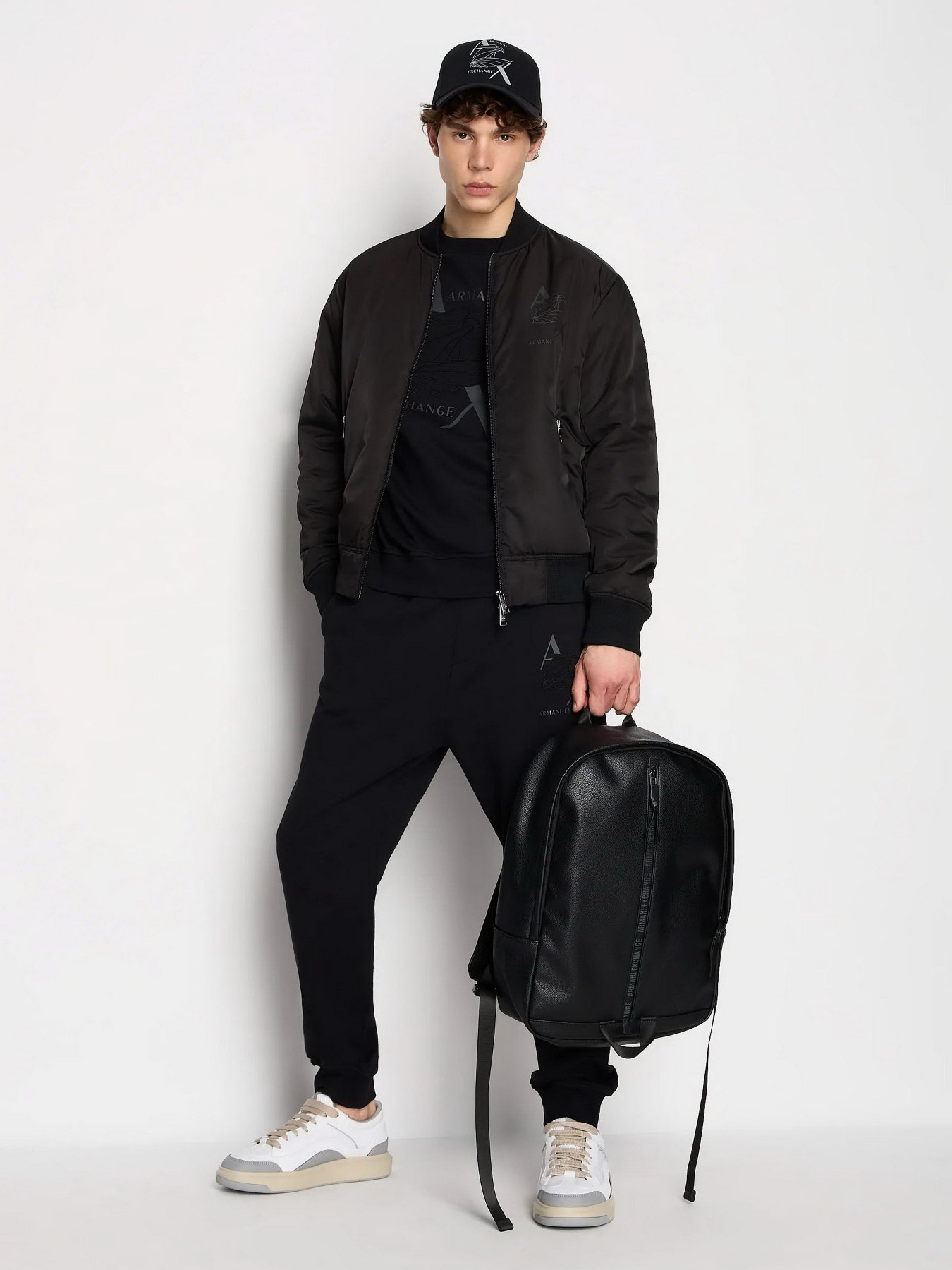 Свитшот Armani Exchange модель 6RZMAM-ZJ9KZ-1200 Фото